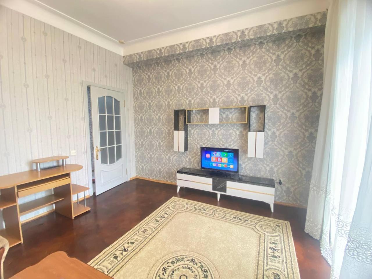 Apart Hotel In Nizami Баку Екстер'єр фото