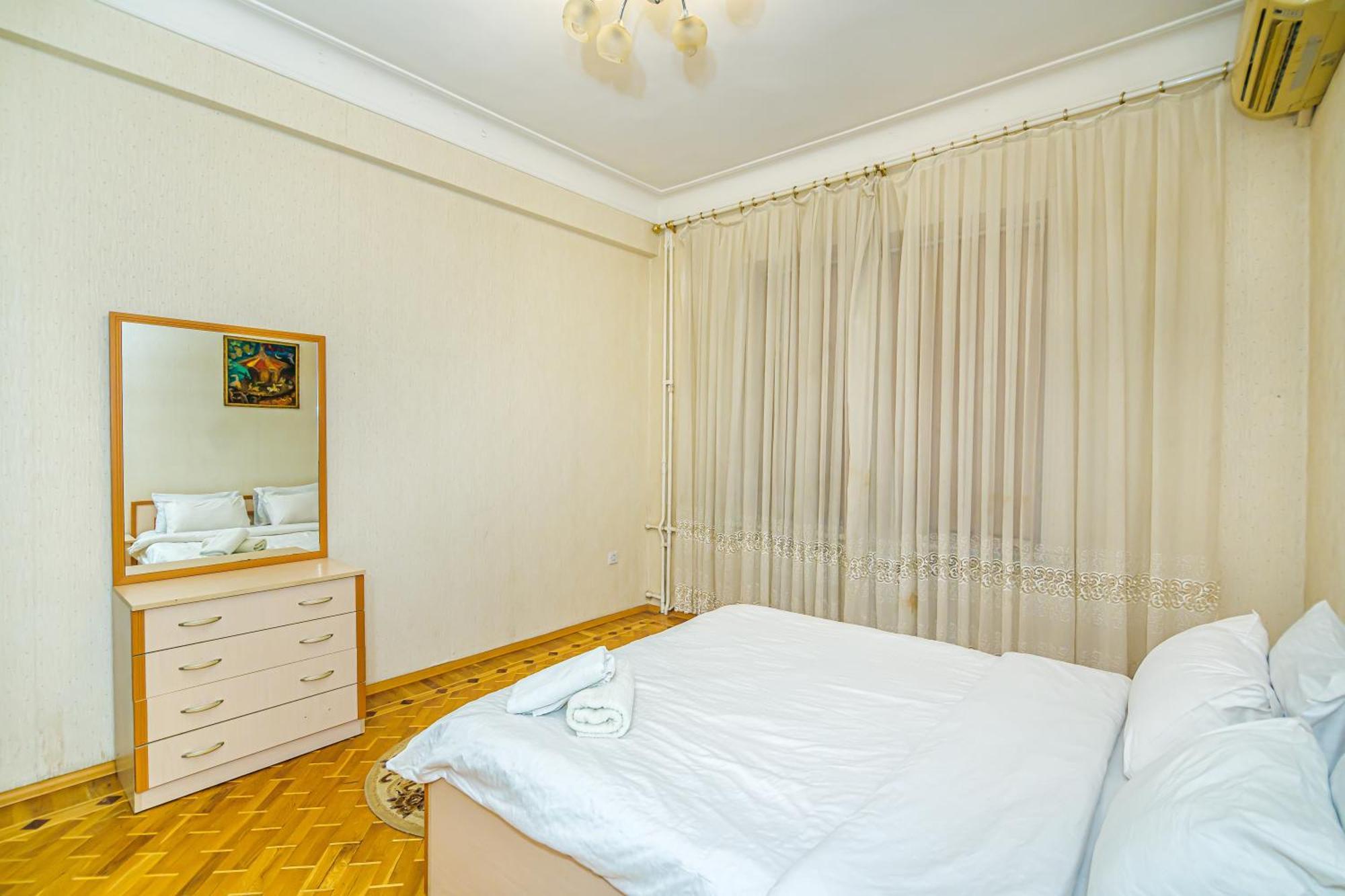 Apart Hotel In Nizami Баку Екстер'єр фото